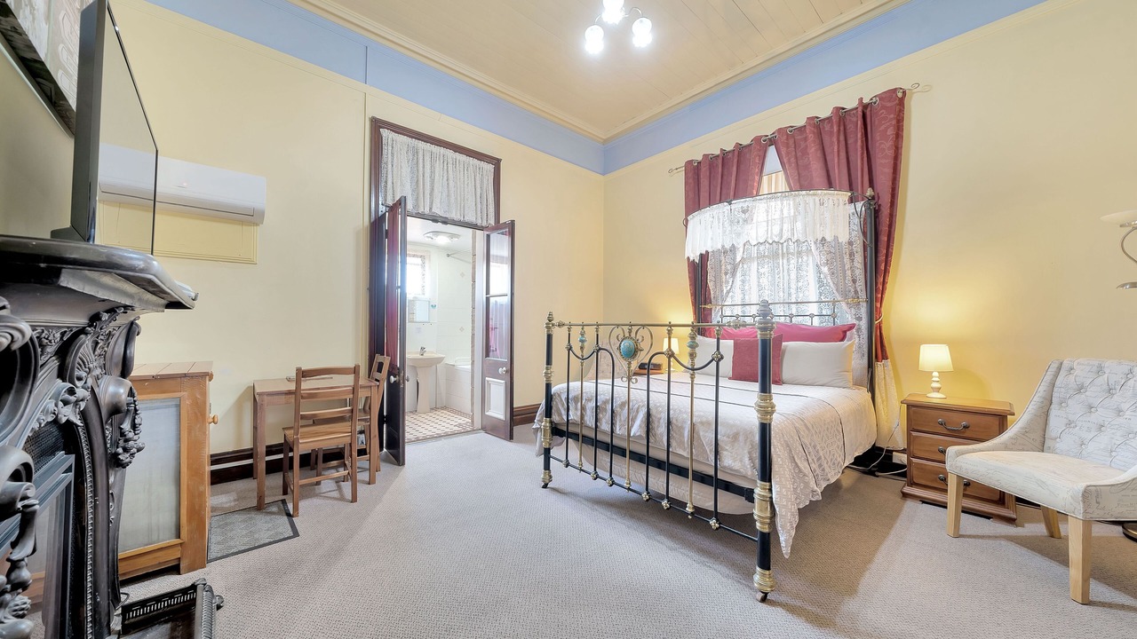 Photo of Livingroom in Warwick