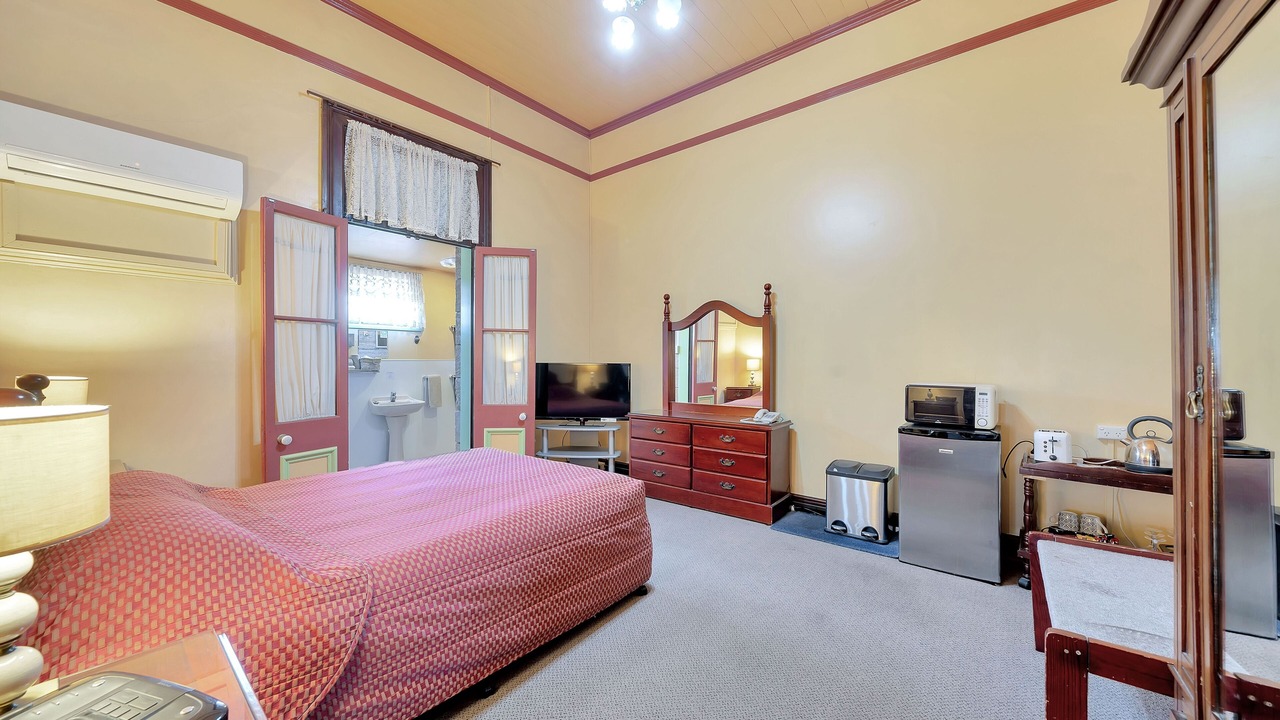 Photo of Bedroom in Warwick