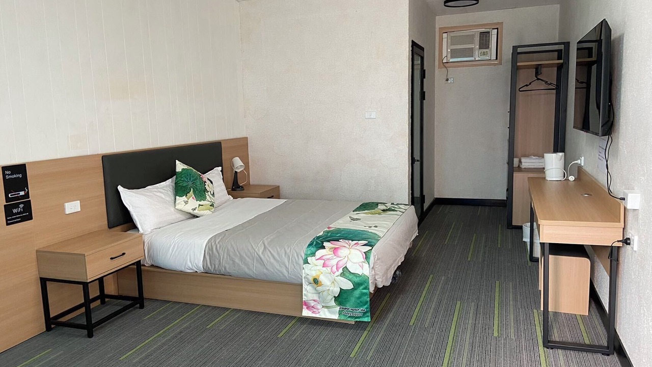 Photo of Bedroom in Hyde Park