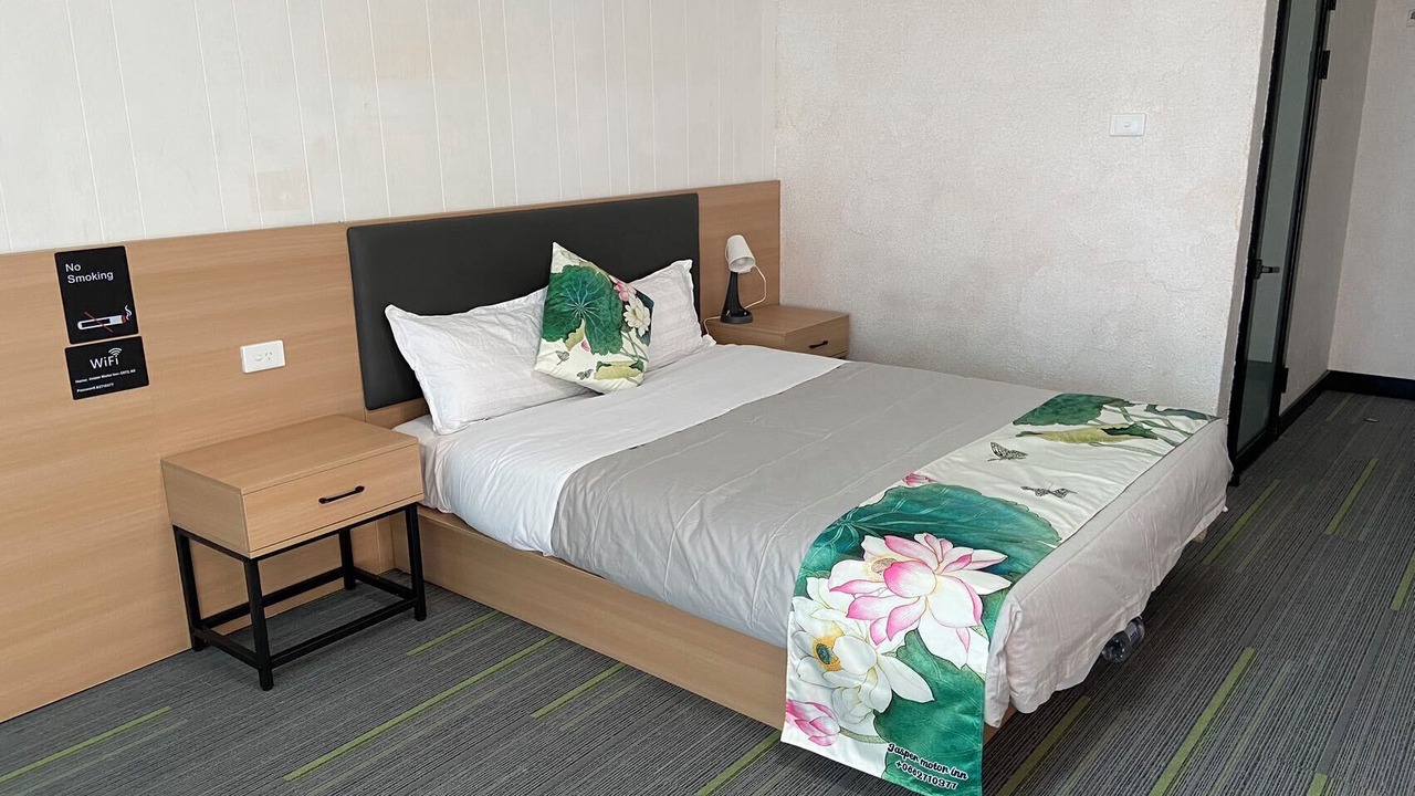 Photo of Bedroom in Hyde Park