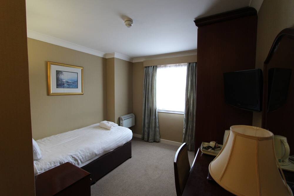 Photo of Bedroom in Bathgate