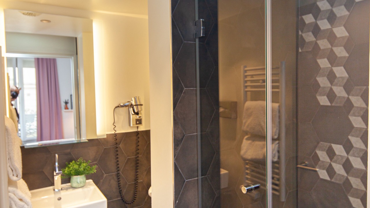 Photo of Bathroom in Saint-Victor