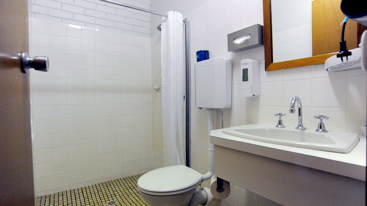 Photo of Bathroom in Benalla West