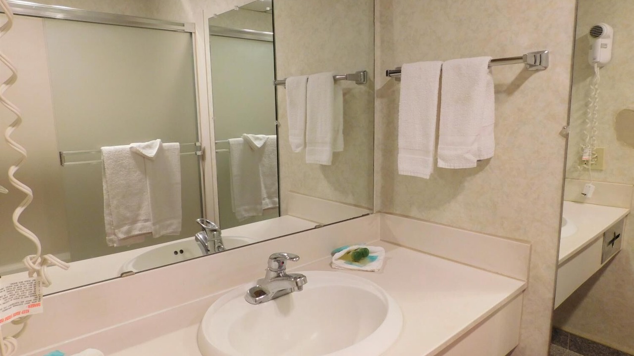 Photo of Bathroom in Snoqualmie Pass