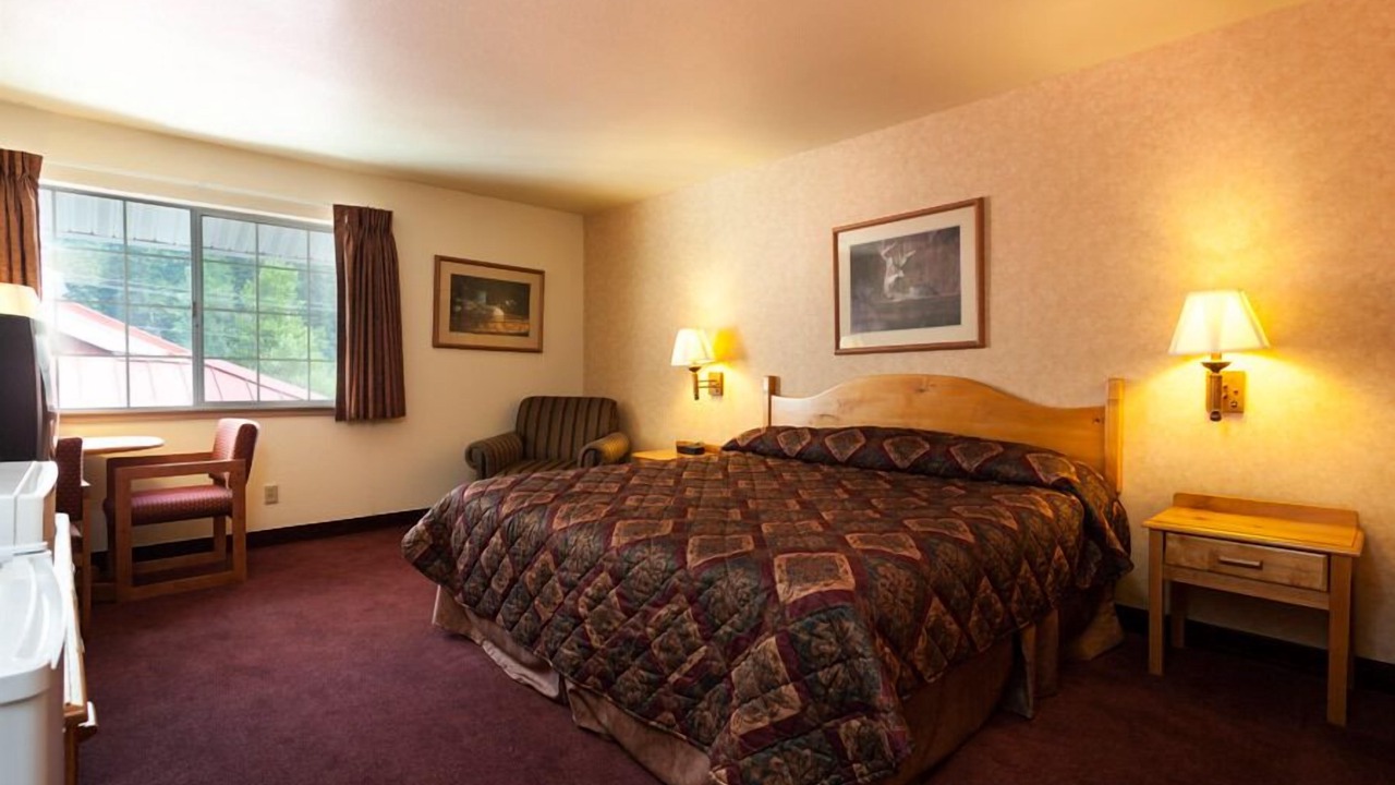 Photo of Bedroom in Snoqualmie Pass