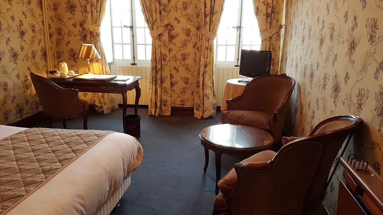 Photo of Bedroom in Gilly-les-Citeaux