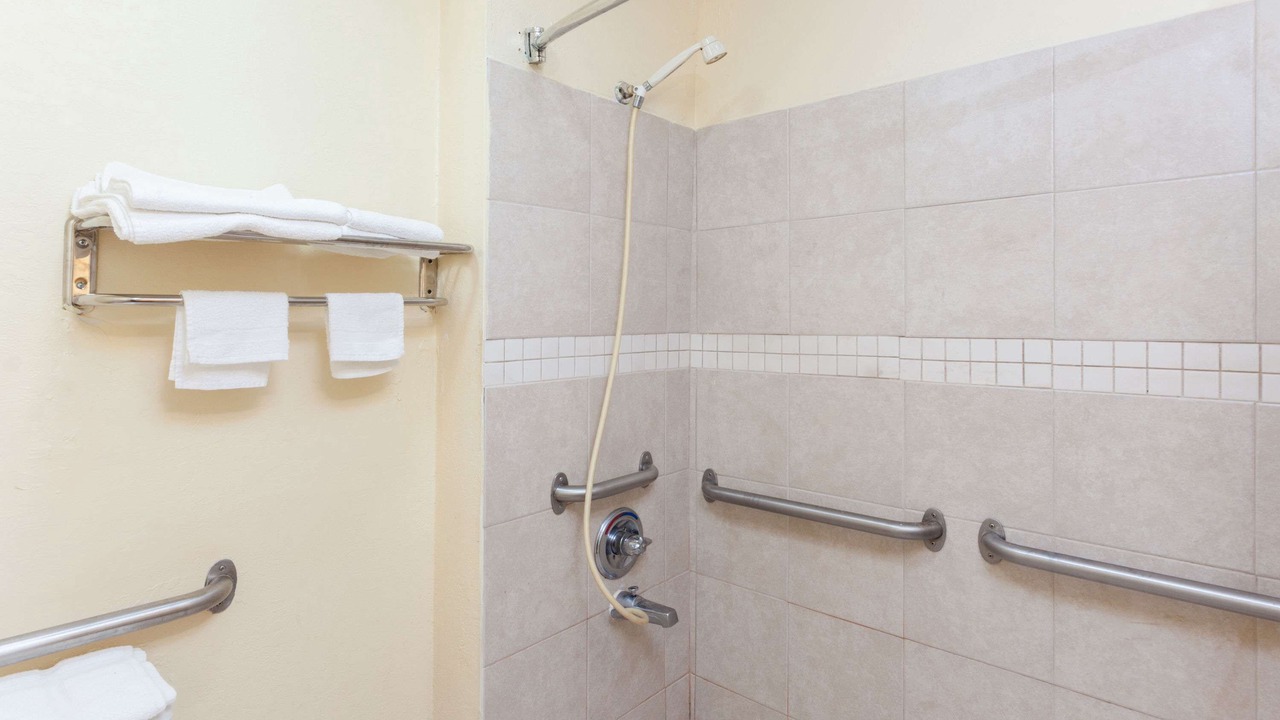Photo of Bathroom in Tucker