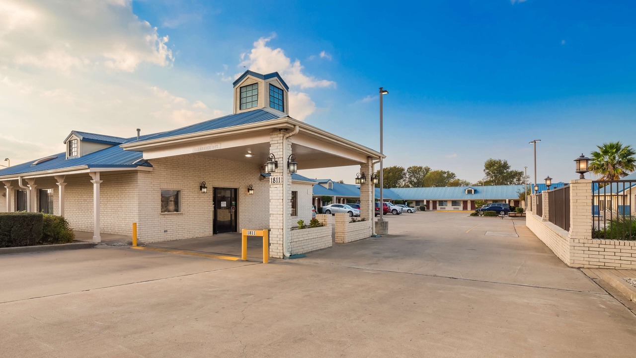 Photo of Outdoor in Gonzales