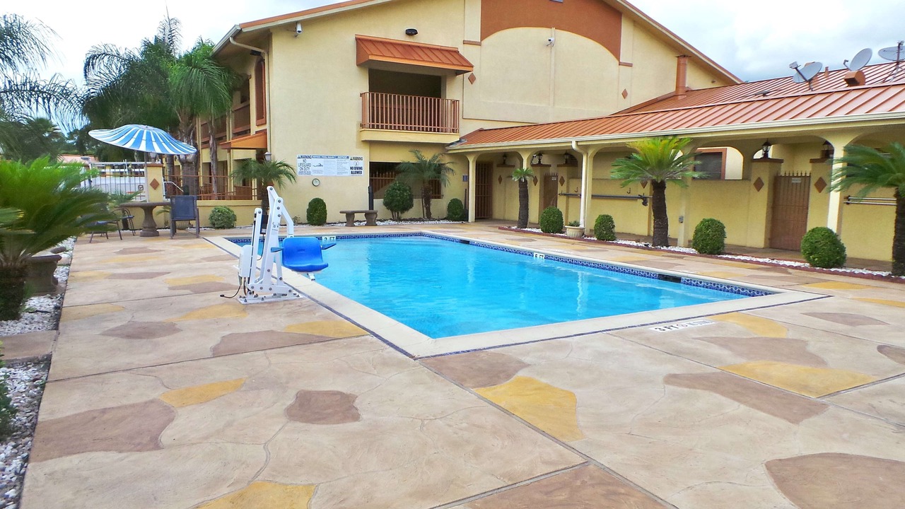 Photo of Outdoor in Alvin