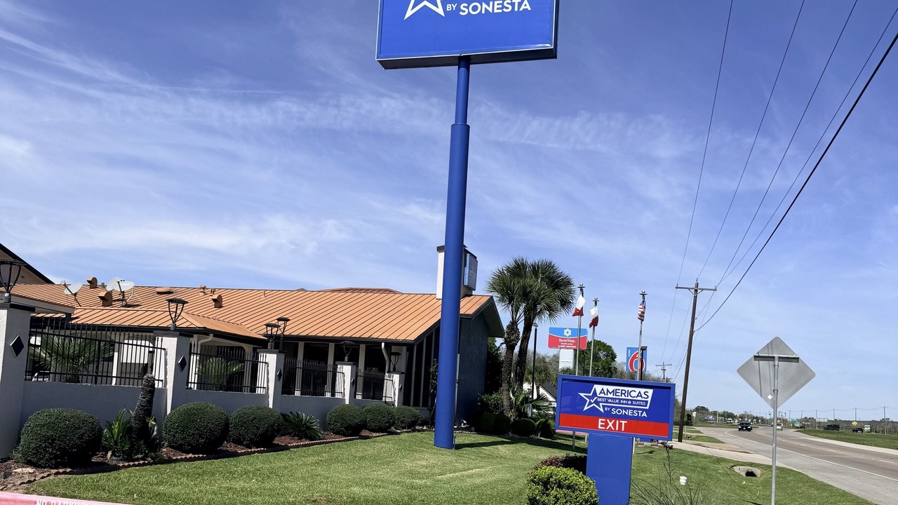 Photo of Outdoor in Alvin