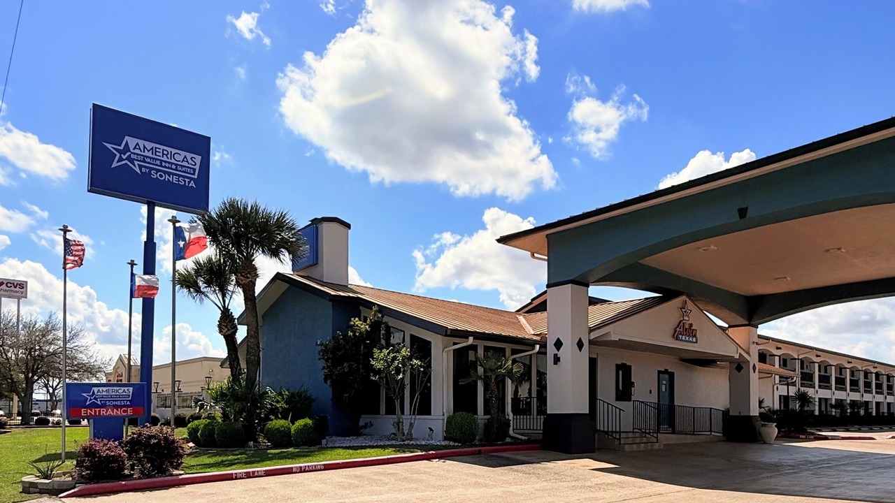 Photo of Outdoor in Alvin