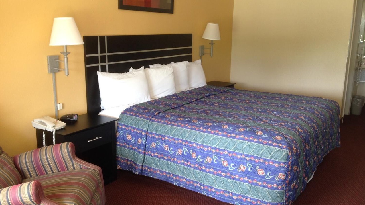 Photo of Bedroom in Wharton