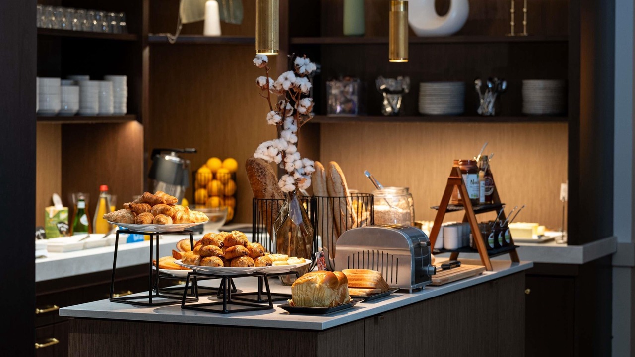 Photo of Others in Miroir - Batignolles