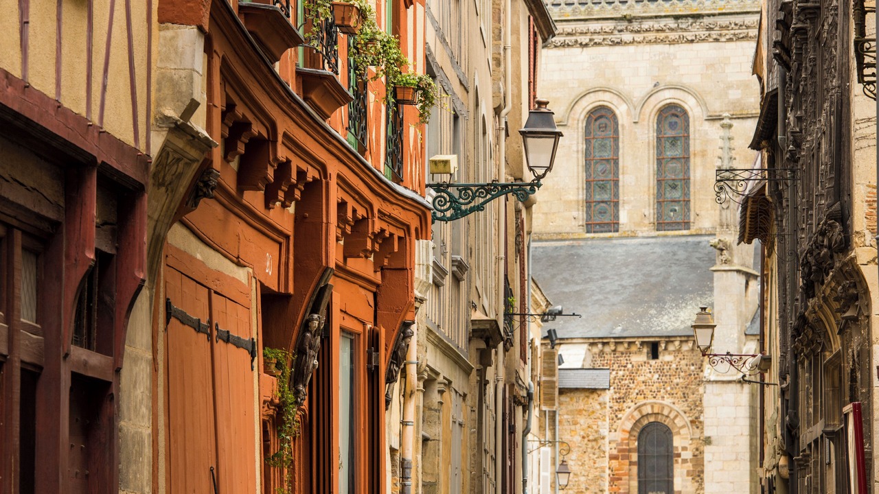 Photo of Others in Miroir - Batignolles