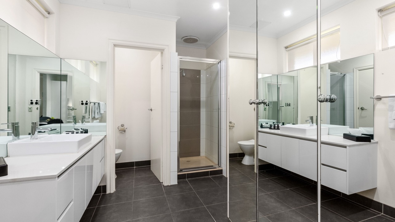 Photo of Others in Strathdale