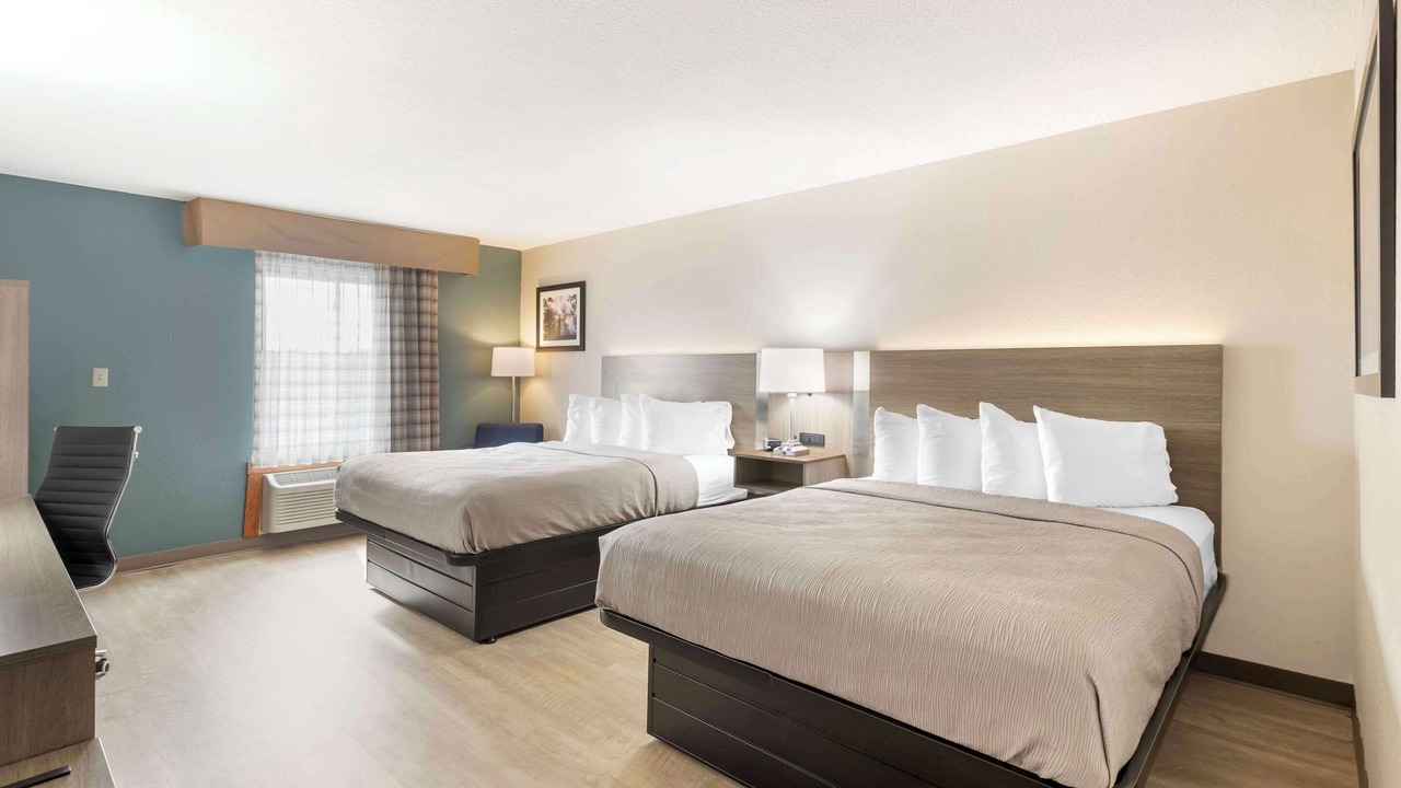 Photo of Bedroom in Newton