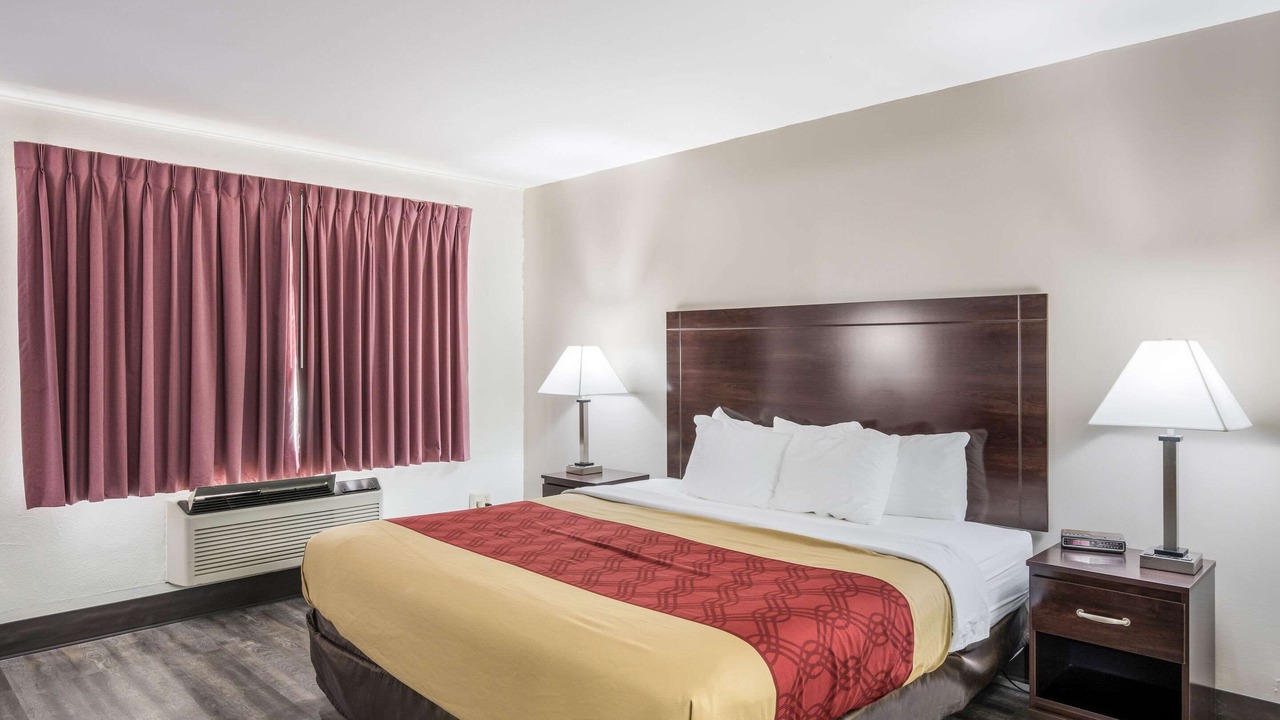 Photo of Bedroom in Cameron