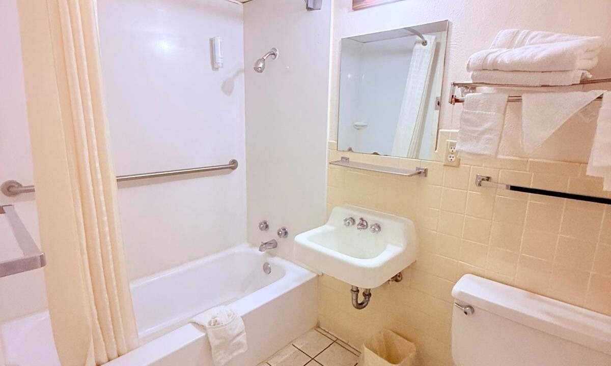 Photo of Others in Cameron