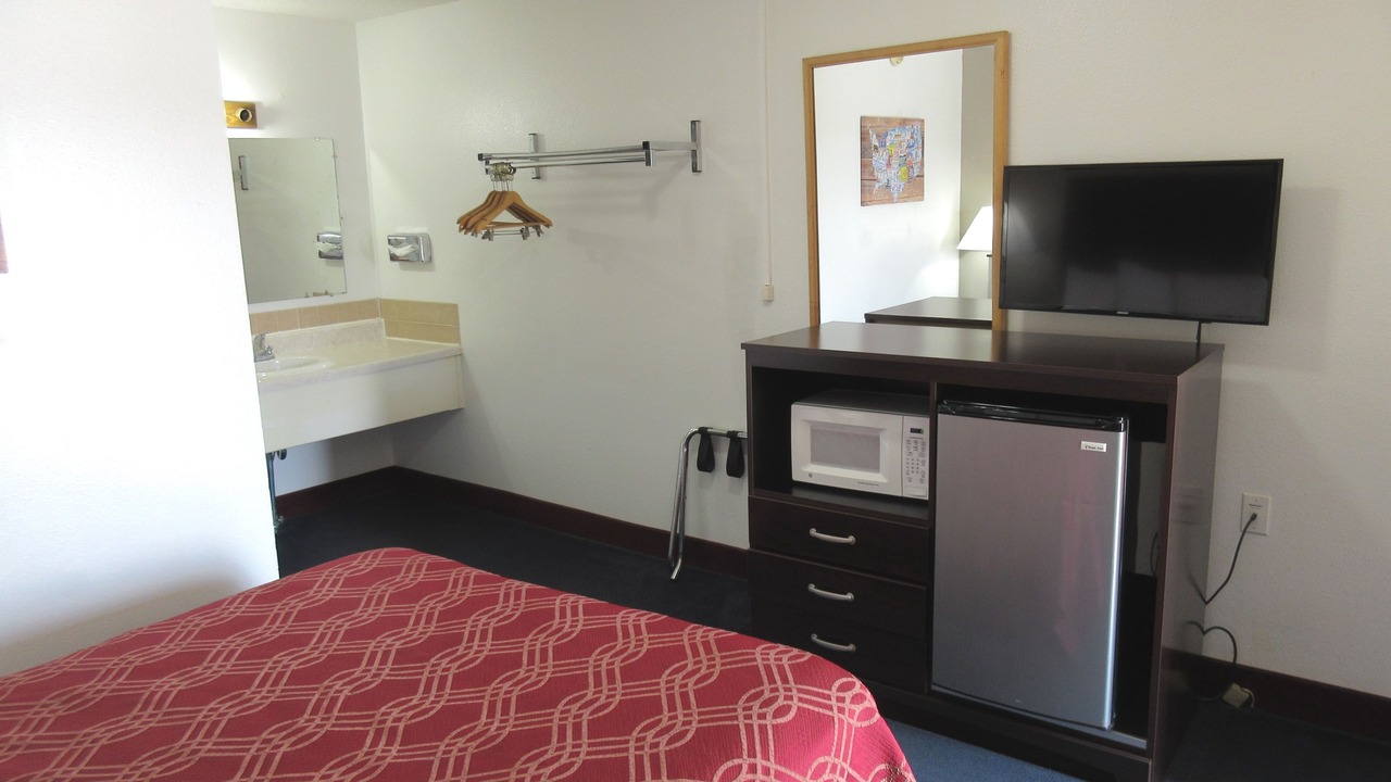 Photo of Others in Cameron