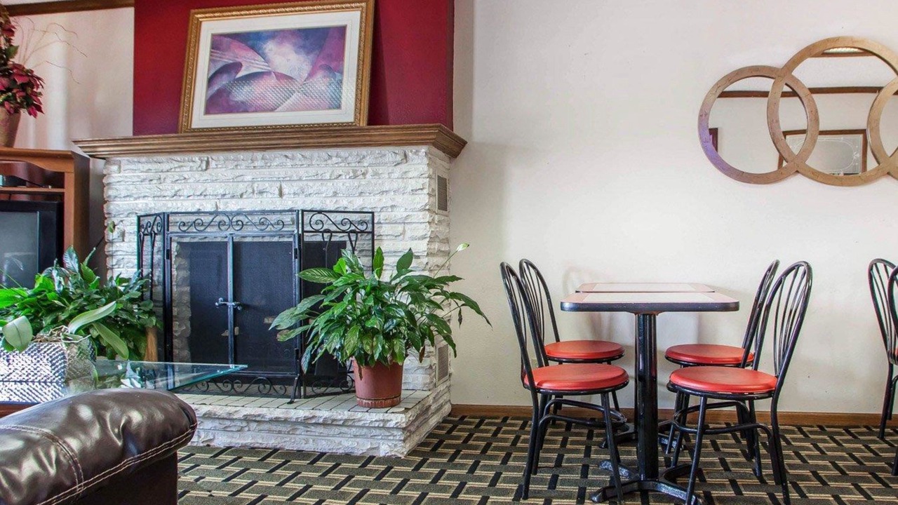 Photo of Others in Cameron