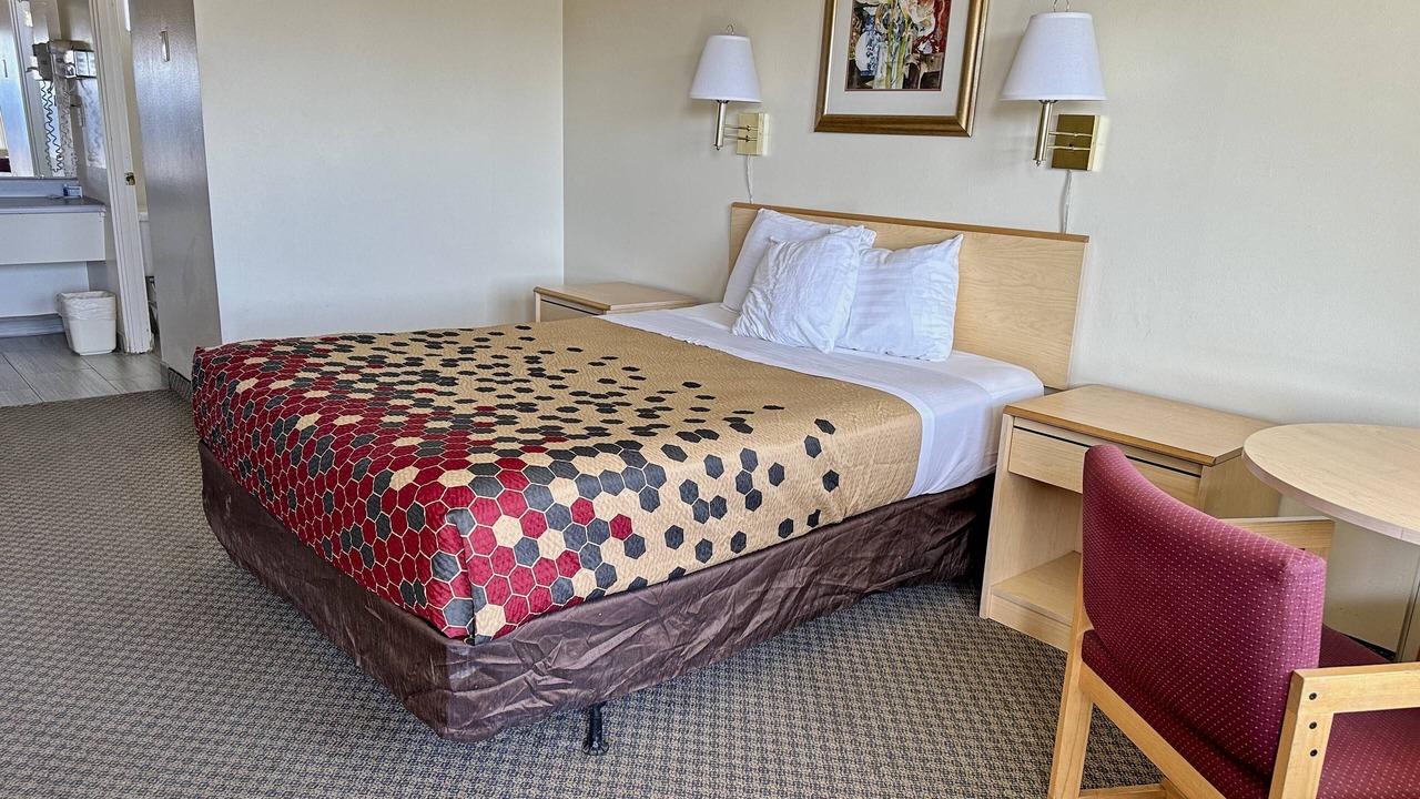 Photo of Others in Boardman