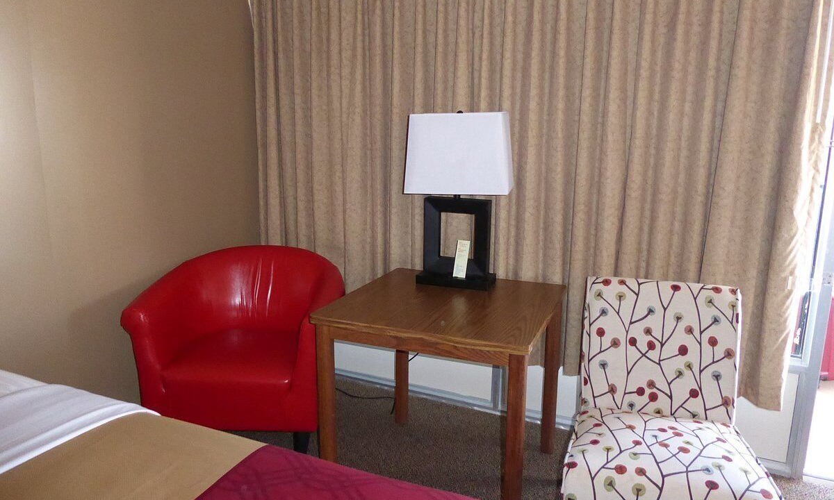 Photo of Bedroom in Pinnacles Entrance Badlands