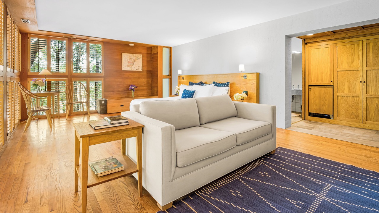 Photo of Bedroom in Charleston