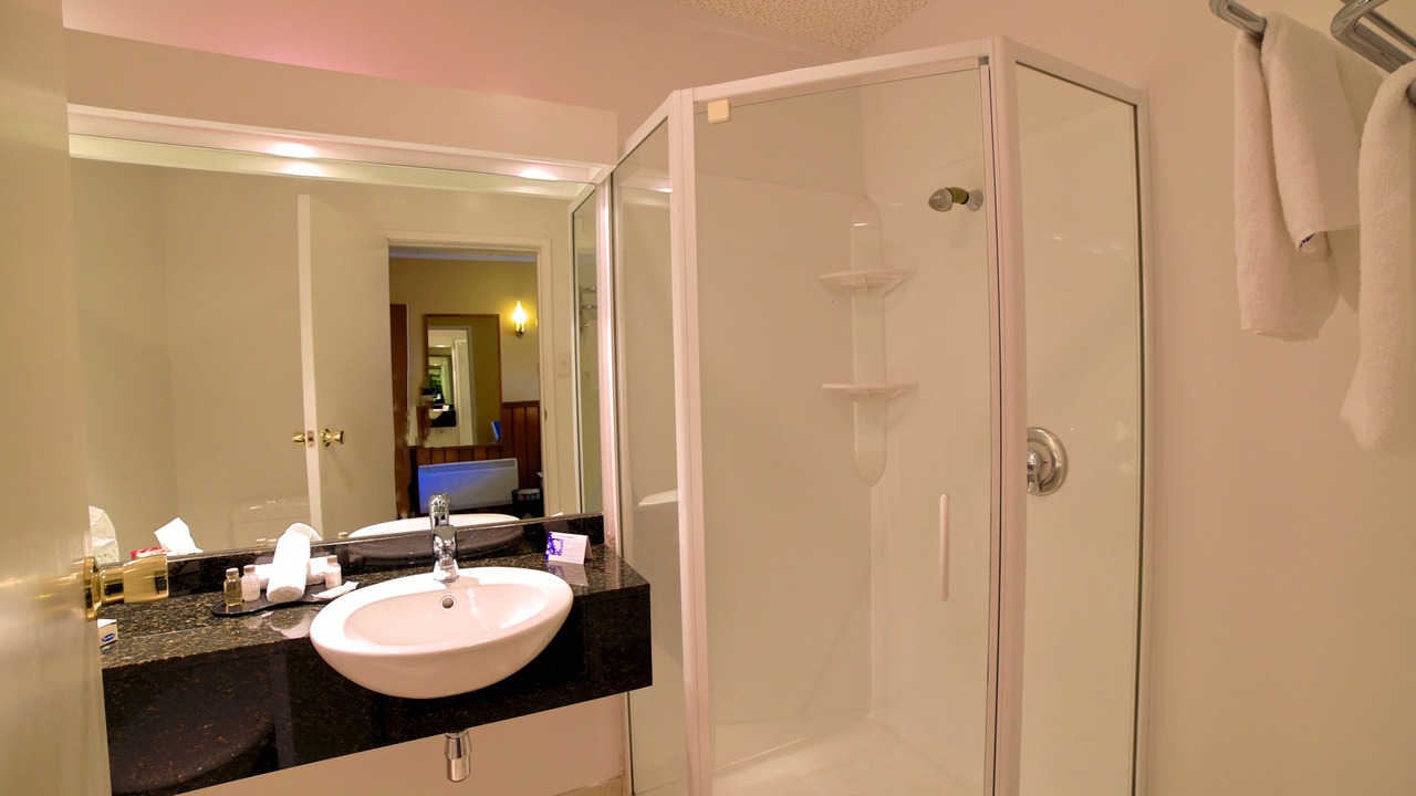 Photo of Bathroom in Kilbirnie