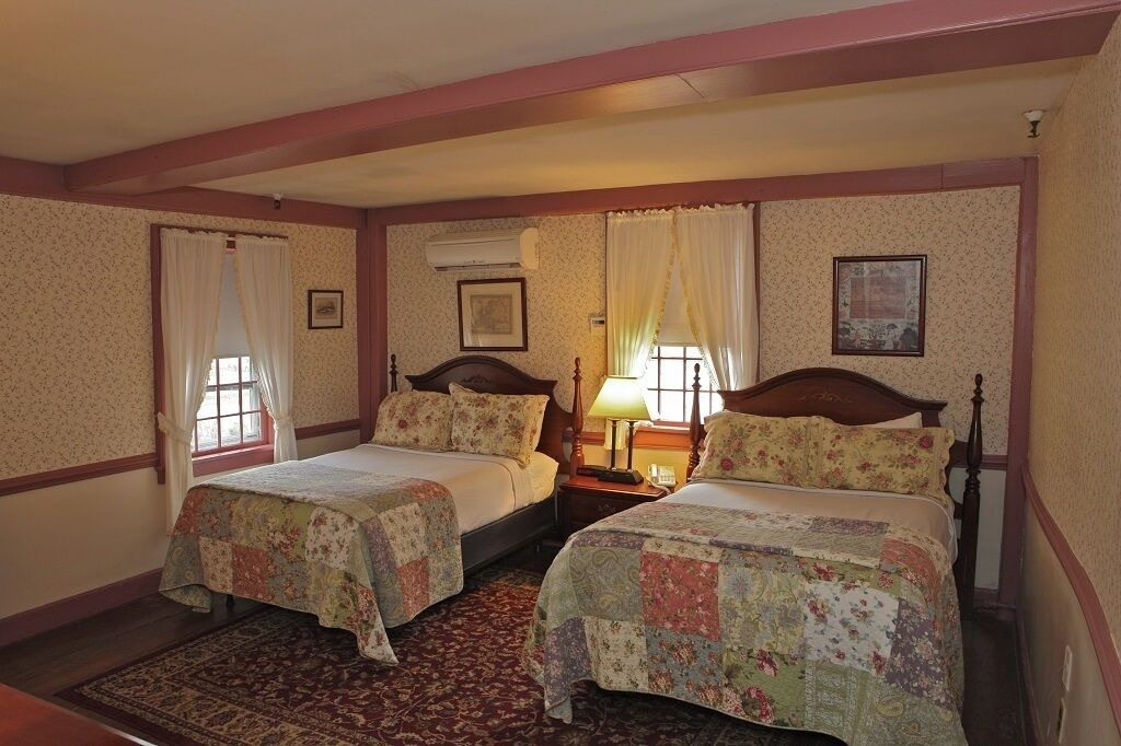 Photo of Others in Sturbridge