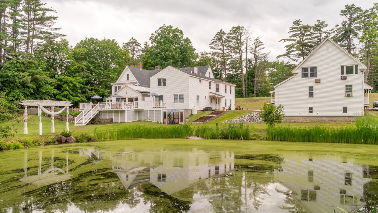 Photo of Buildings in North Conway