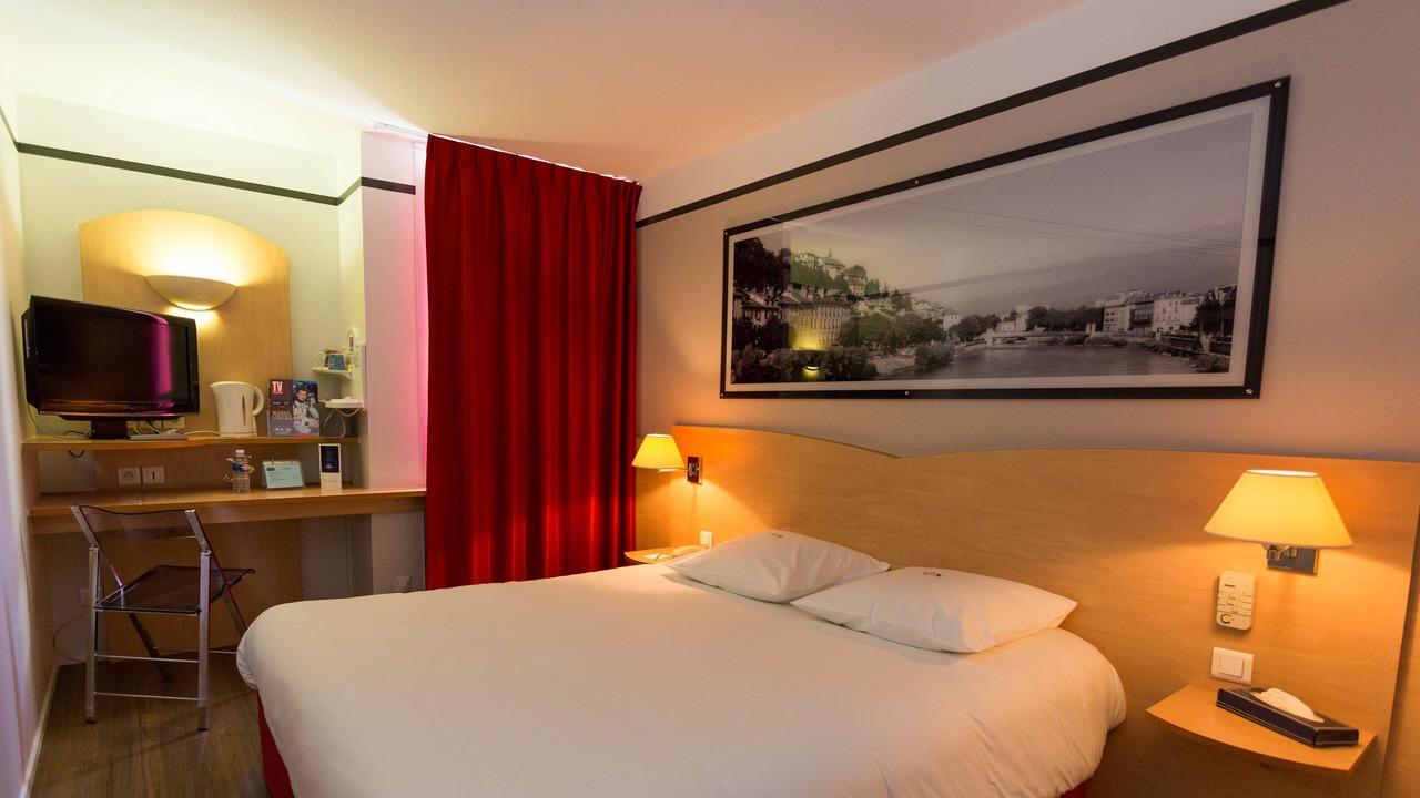 Photo of Bedroom in Eybens