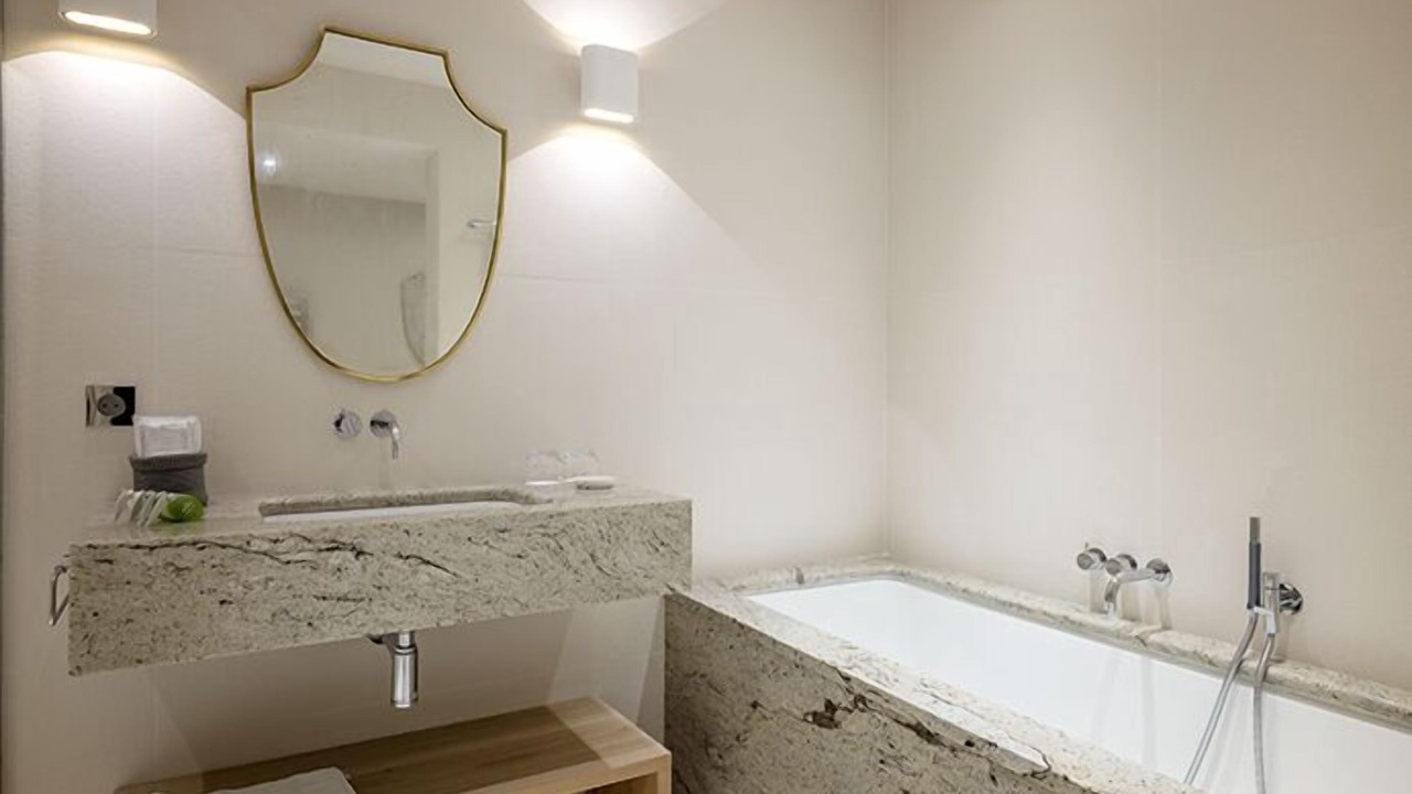 Photo of Bathroom in Les Baux-de-Provence