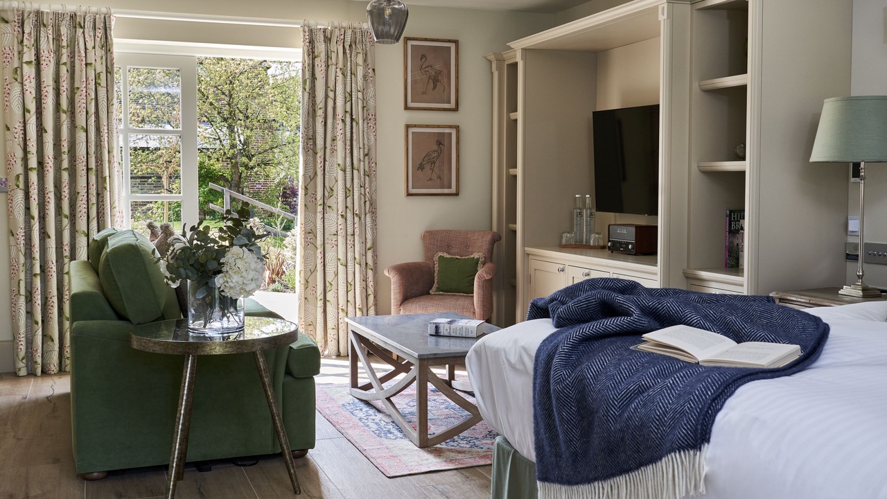 Photo of Others in Beaulieu