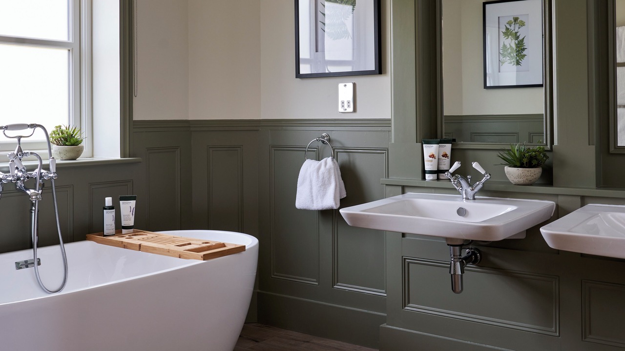 Photo of Others in Beaulieu