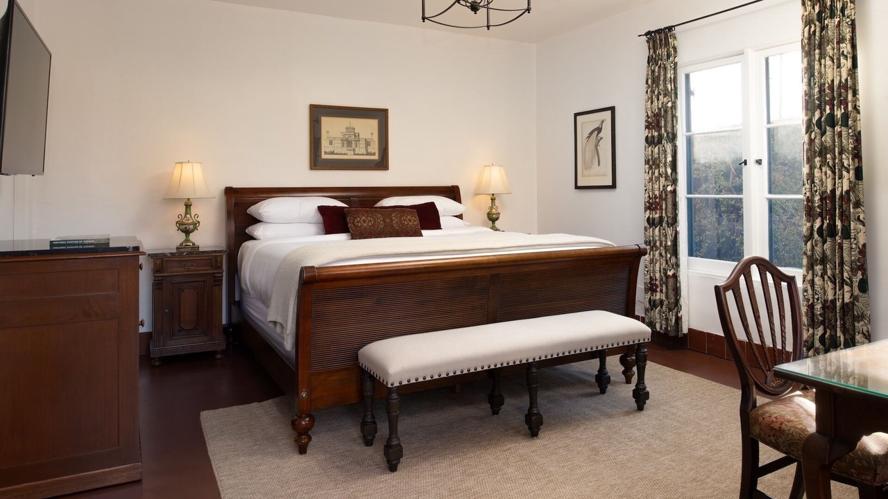 Photo of Bedroom in Blenman-Elm