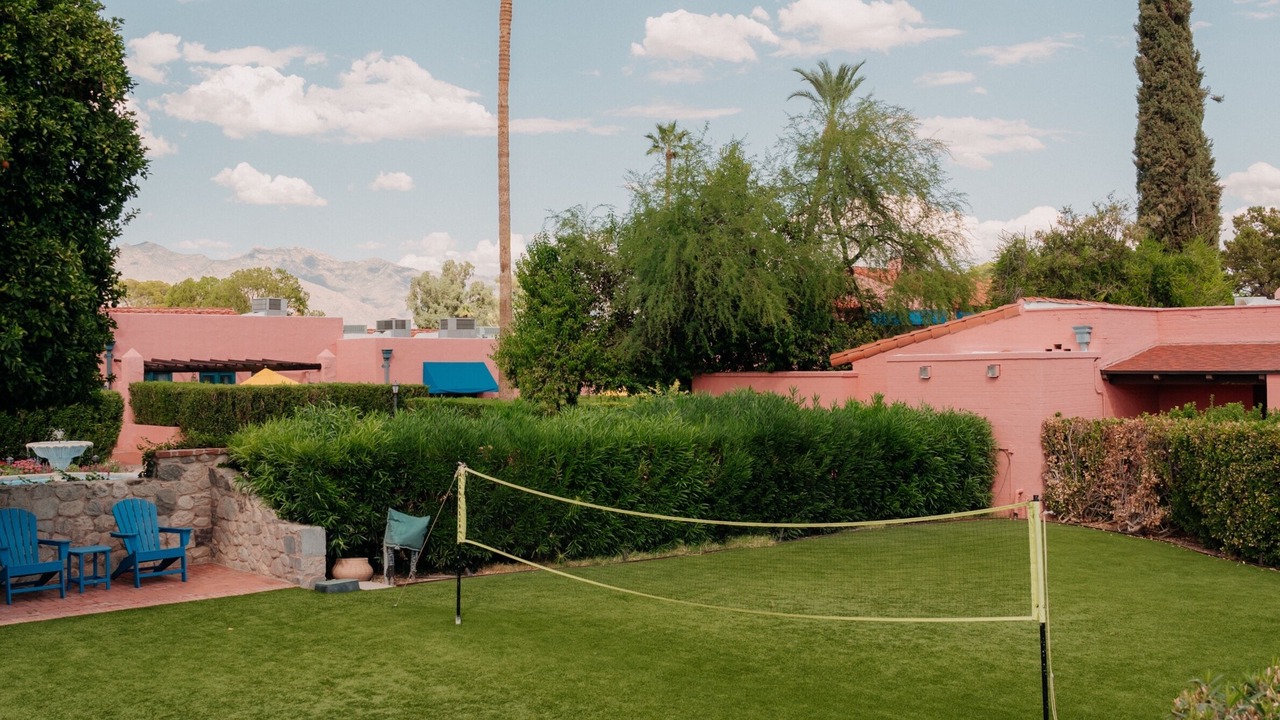 Photo of Outdoor in Blenman-Elm