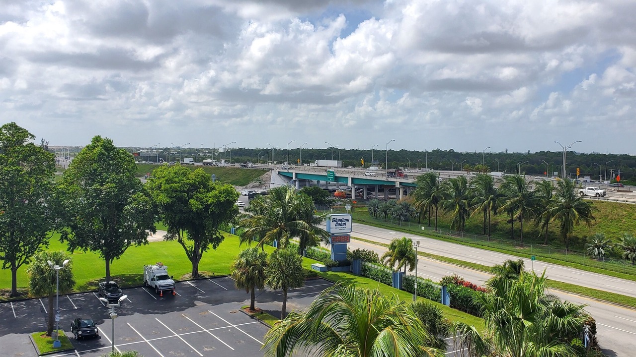 Photo of Patio Balcony in Miami Gardens