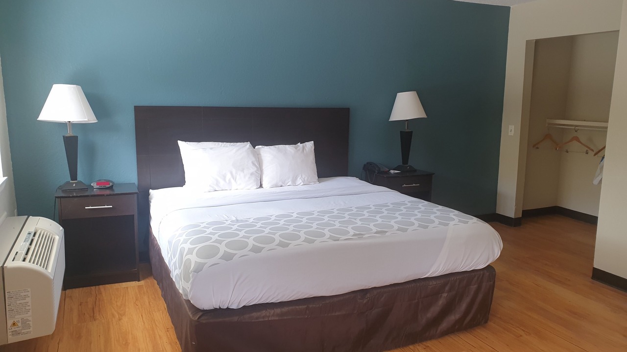 Photo of Bedroom in Augusta