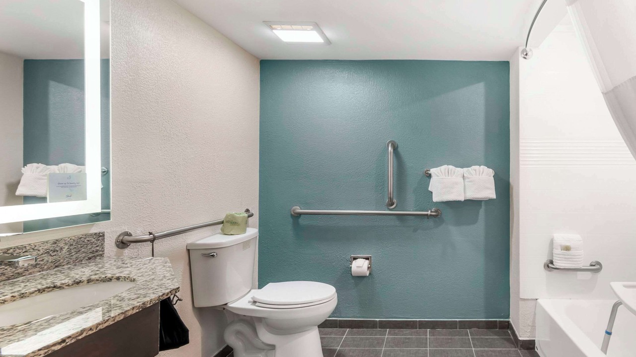Photo of Bedroom in Olathe