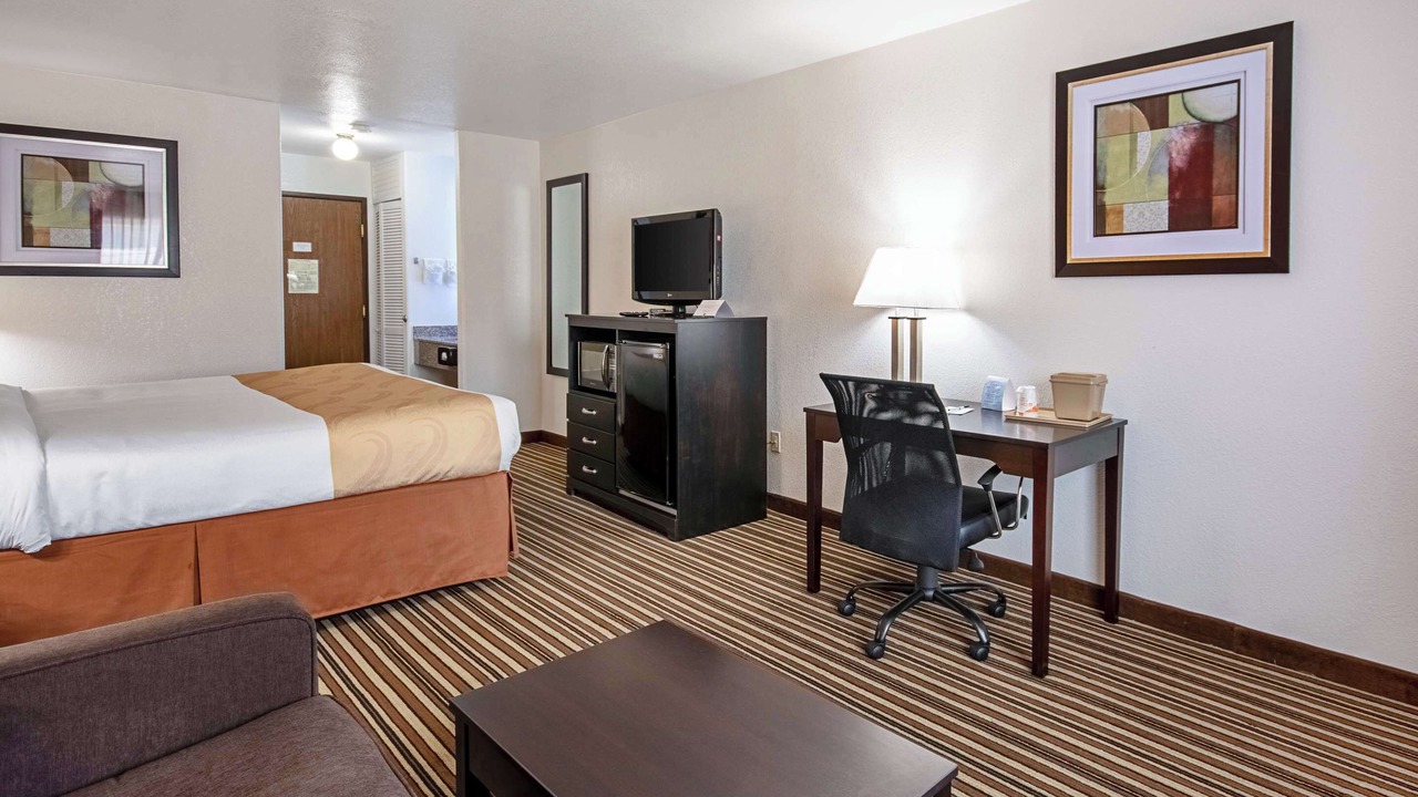 Photo of Bedroom in Dodge City