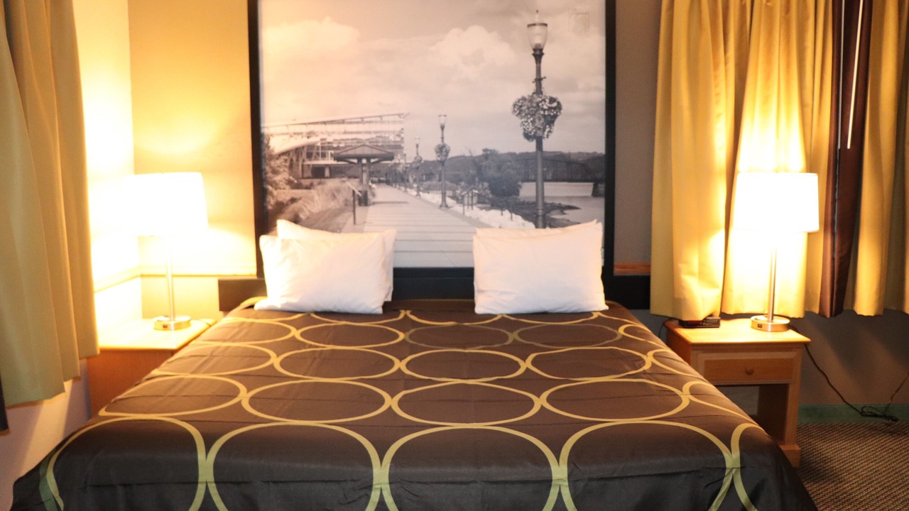 Photo of Bedroom in Sheldon