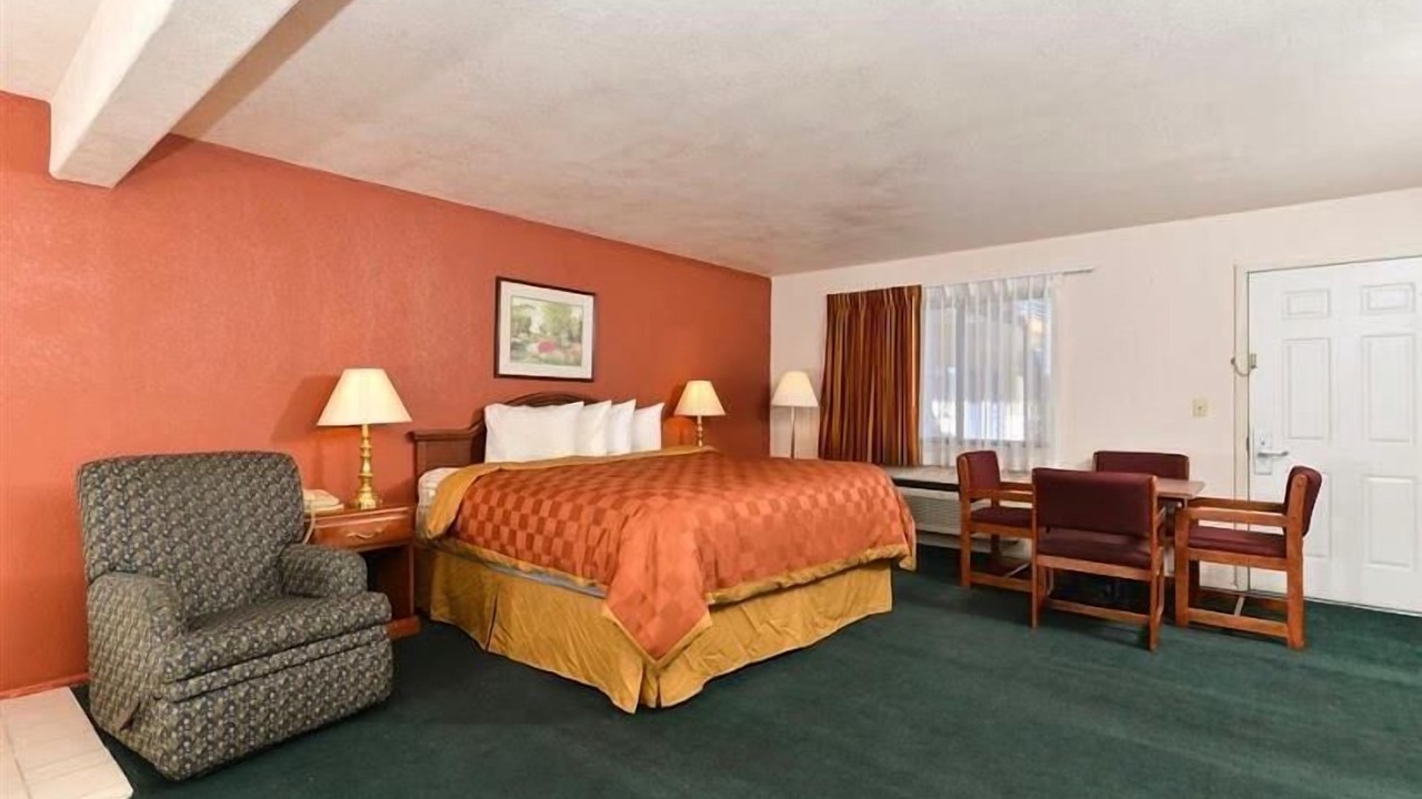 Photo of Bedroom in Springerville