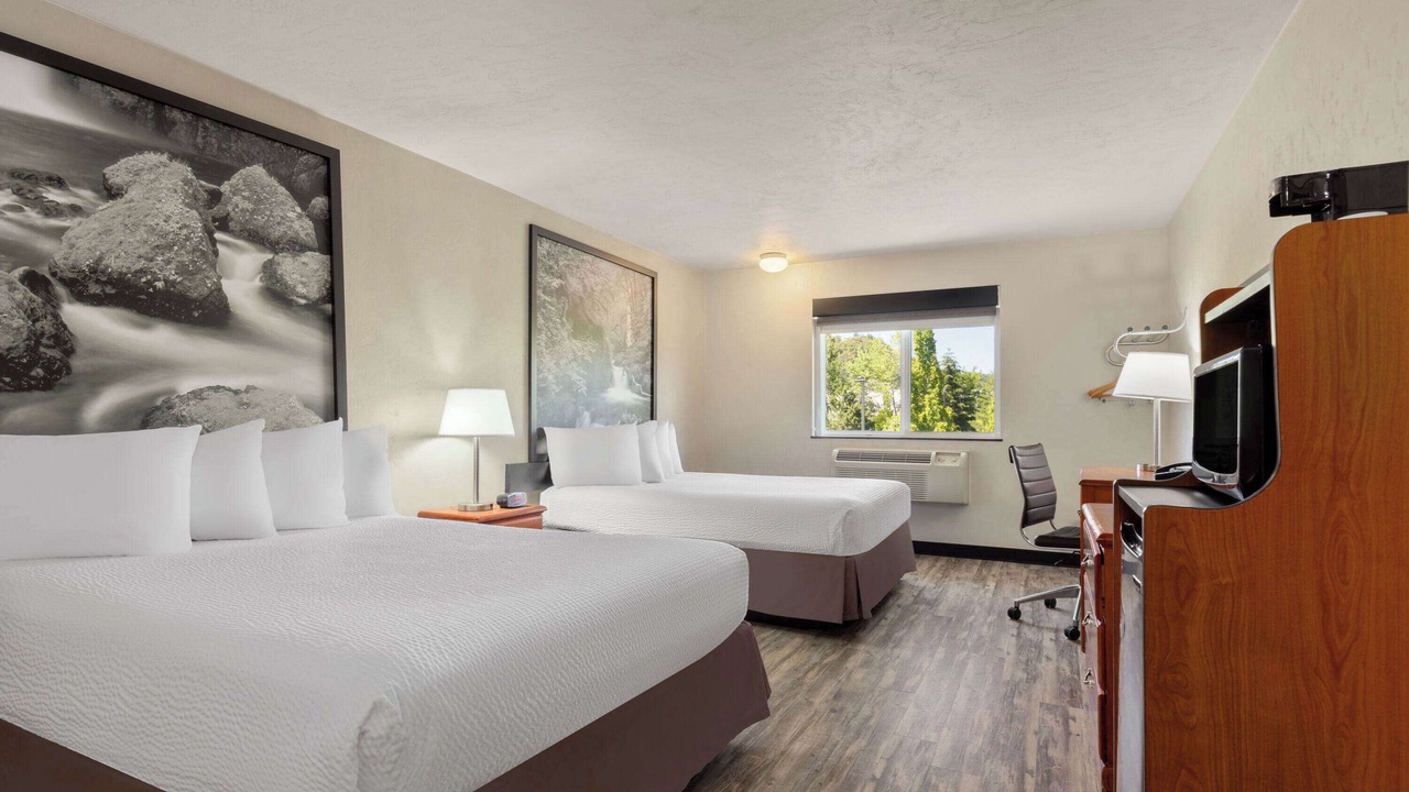 Photo of Bedroom in Roseburg