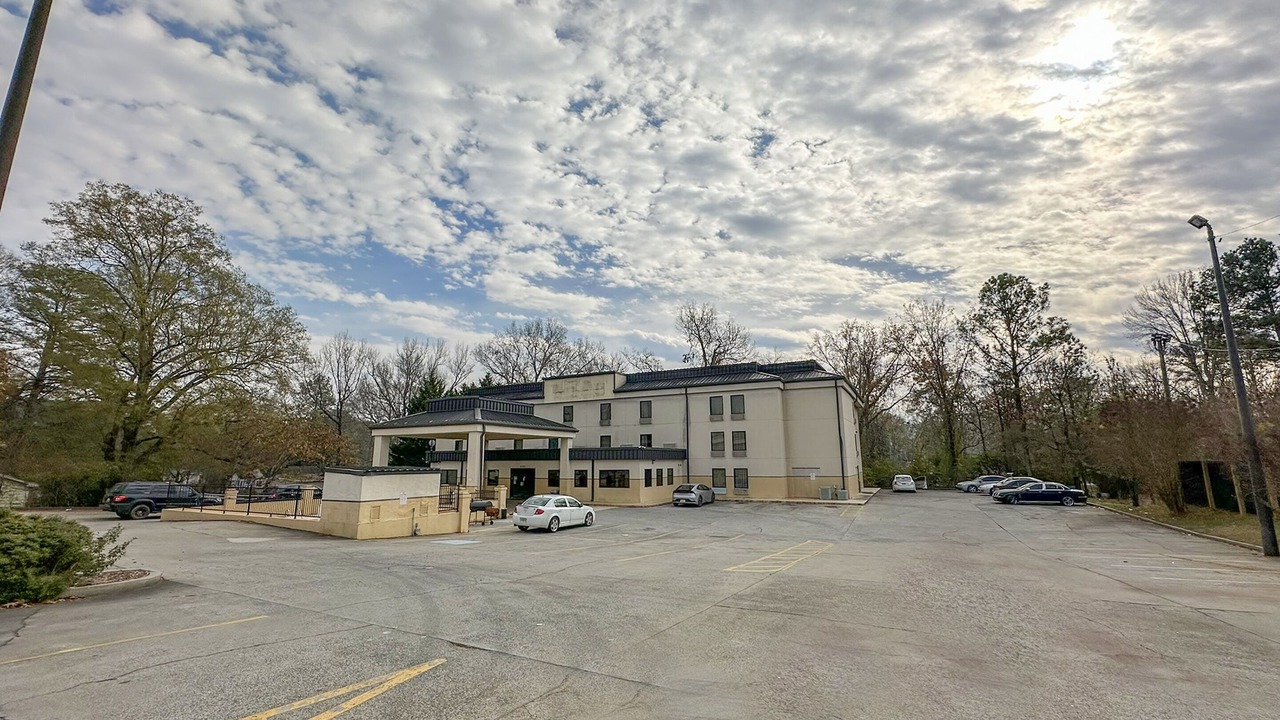 Photo of Outdoor in Mount Berry