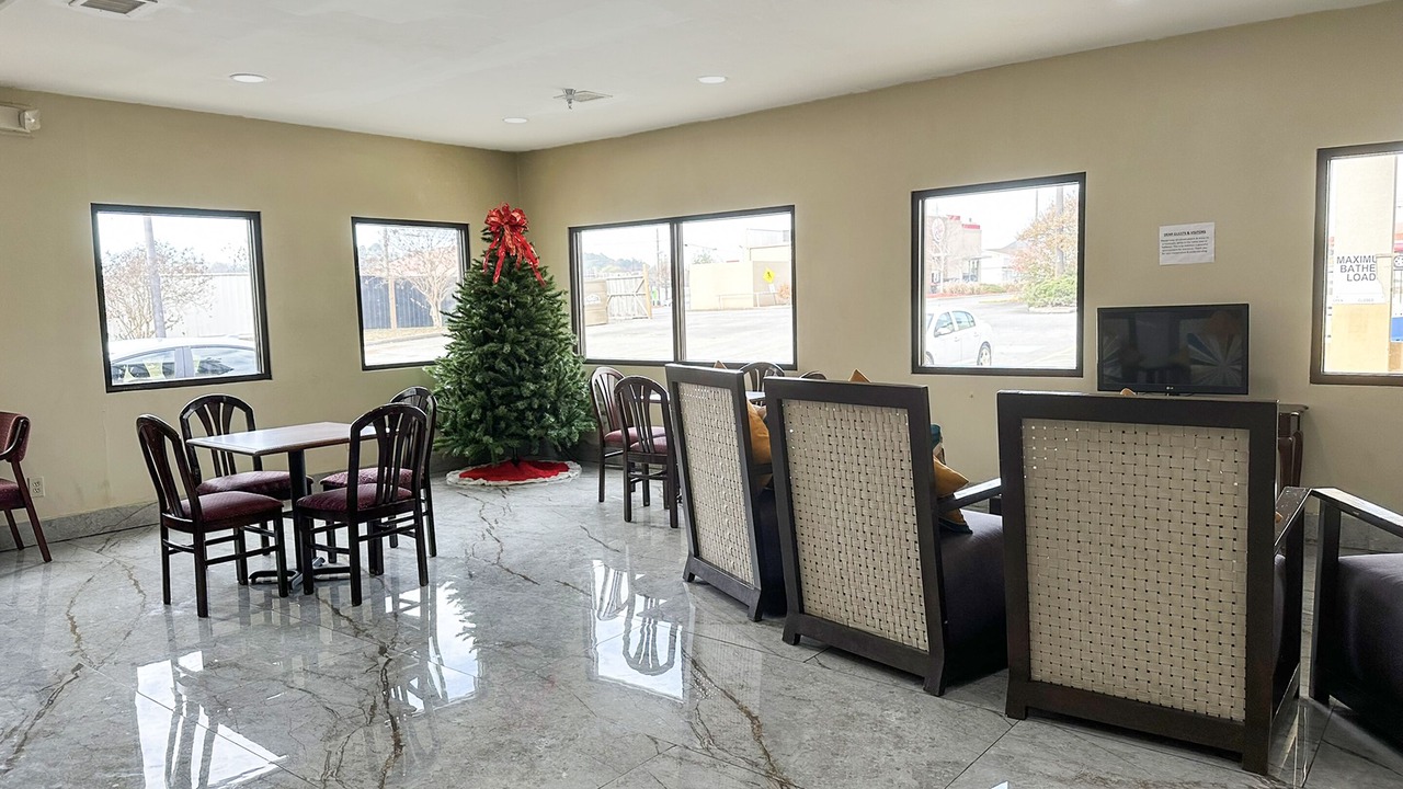 Photo of Others in Mount Berry