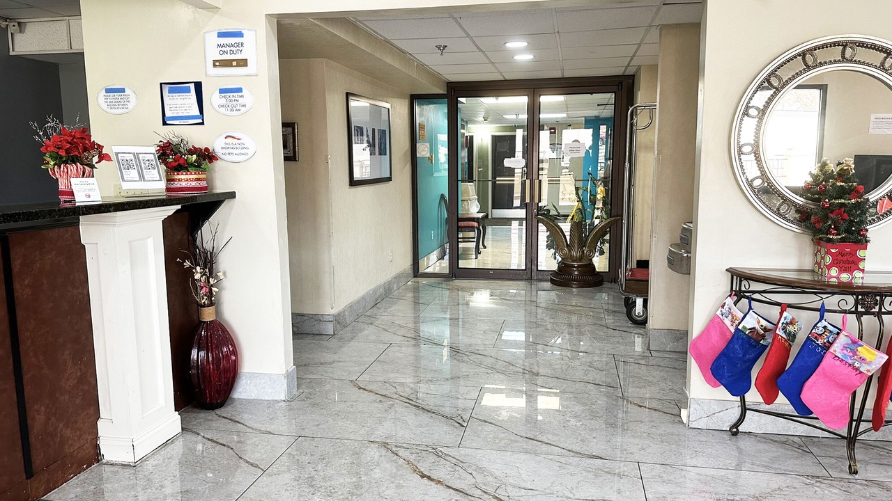 Photo of Others in Mount Berry