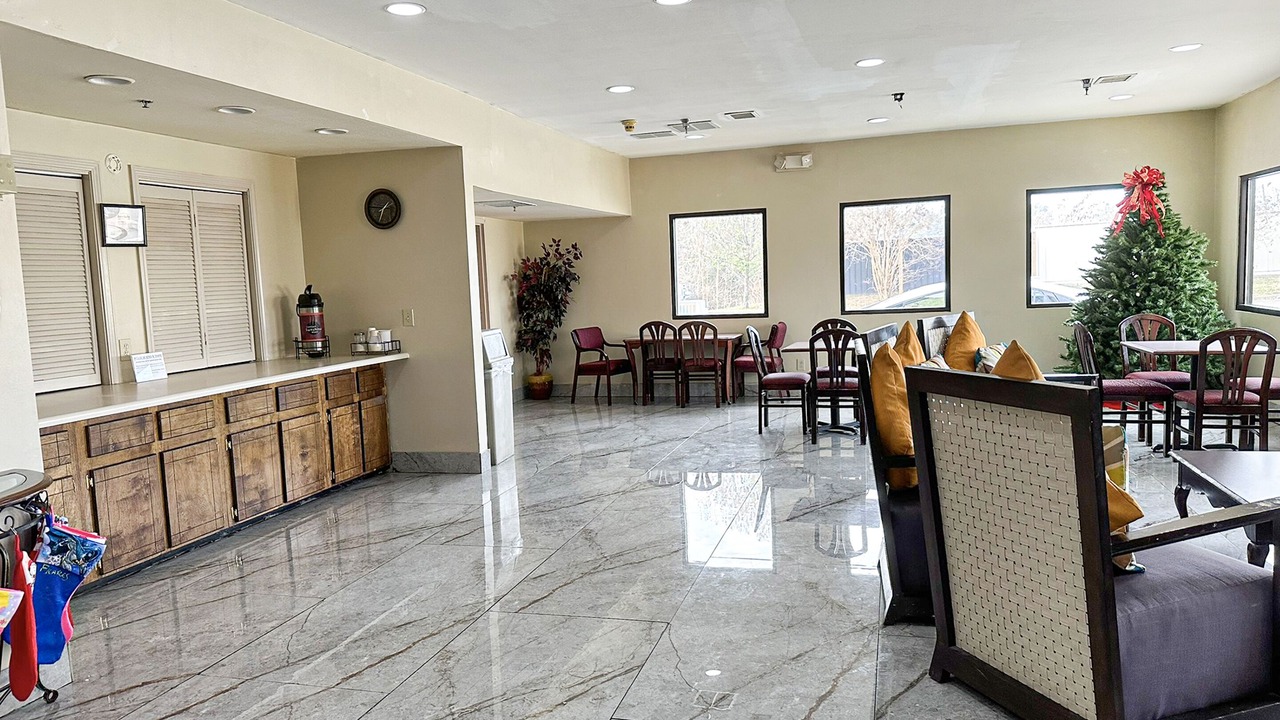 Photo of Others in Mount Berry