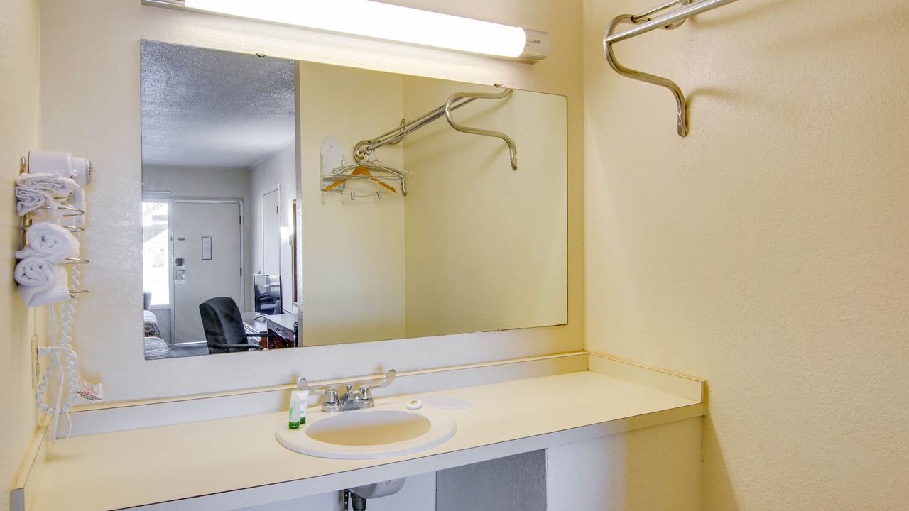 Photo of Bedroom in Collinsville