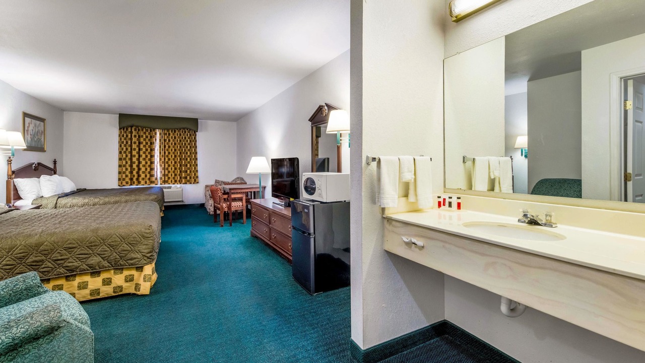 Photo of Livingroom in Decatur