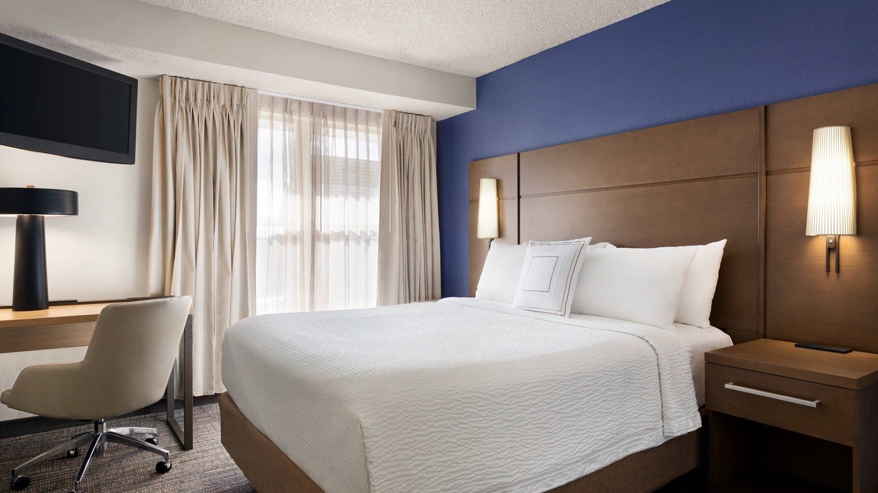 Photo of Bedroom in East Roseville Parkway